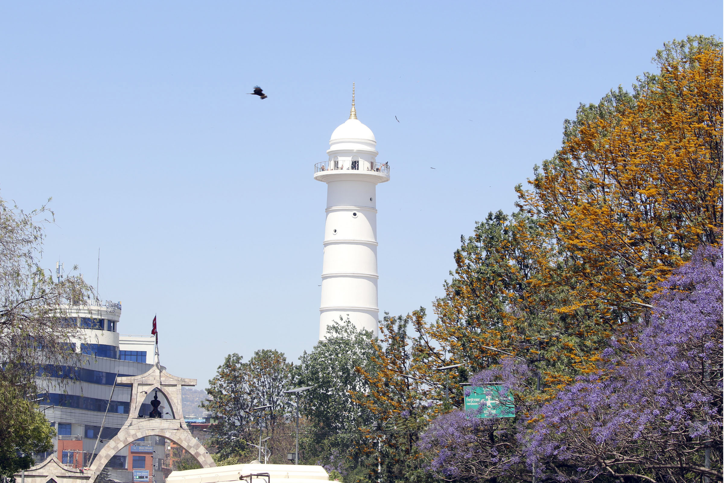 भोलिदेखि धरहरा चढ्न पाइने, प्रवेश निःशुल्क